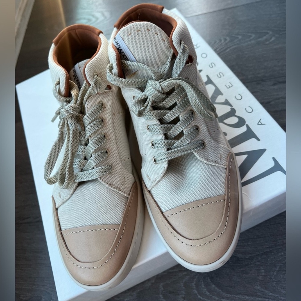 $685 NIB 7.5 MaxMara Beige Tan High Top Sneakers Canvas Leather